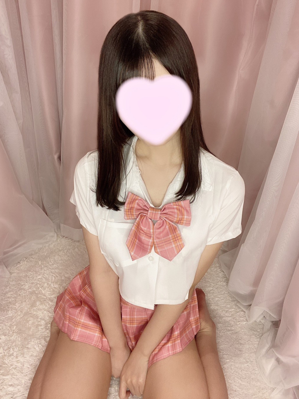 響　ゆな